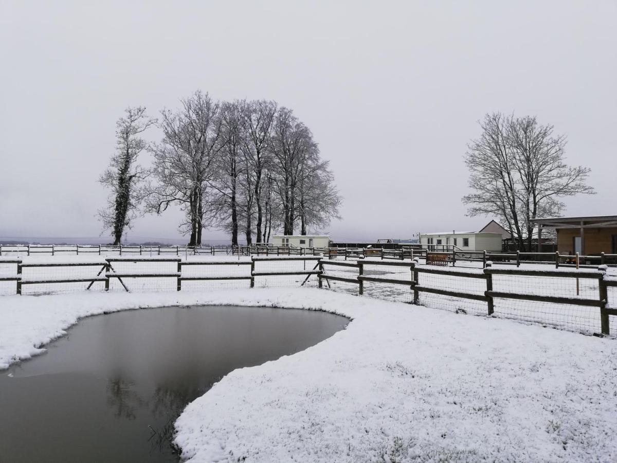 Отель Pulilane Le Torp-Mesnil Экстерьер фото